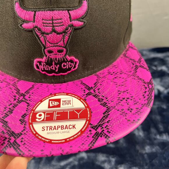Chicago Bulls Hat Snakeskin Style New Era 9Fifty Strapback Hardwood Classics NBA - Picture 3 of 14